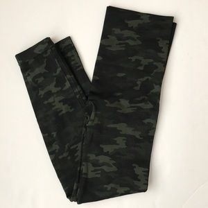 SPANX | Camo Leggings